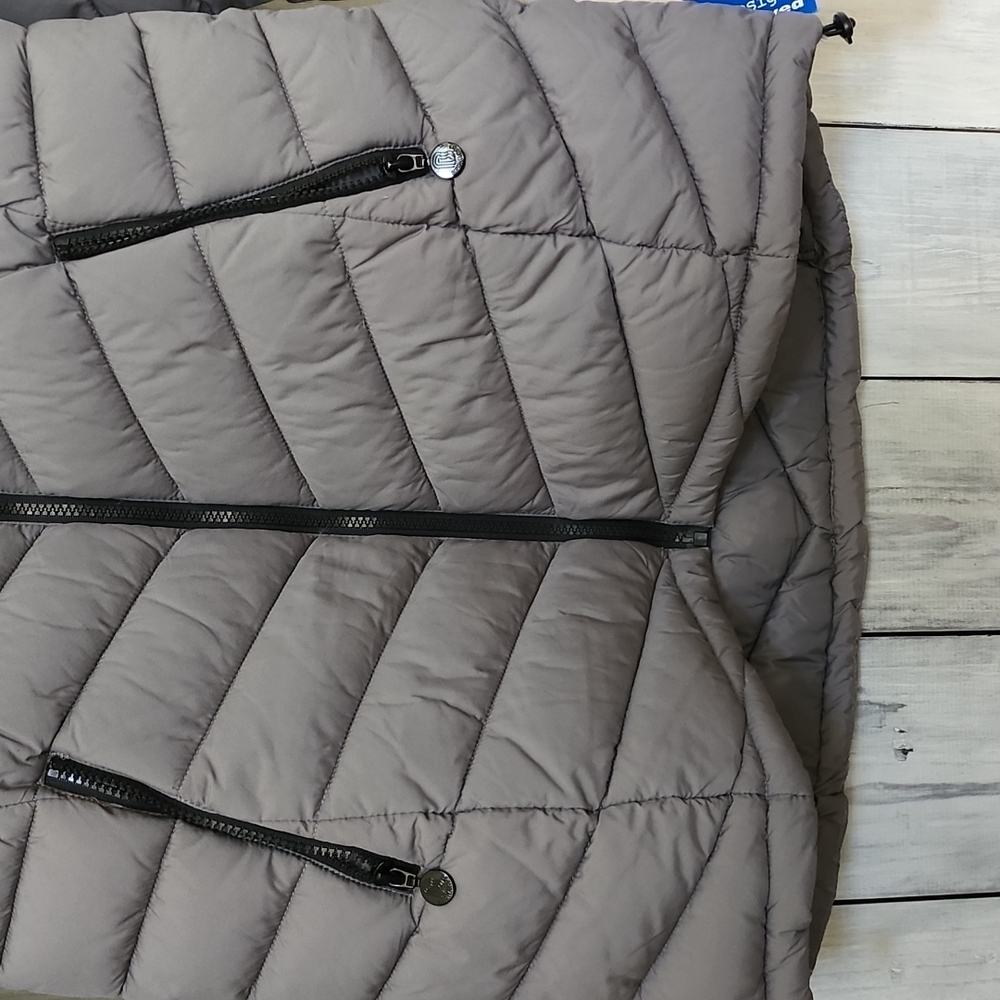 Lord & Taylor Bernardo EcoPlume Packable Walker in Charcoal Women's Size… - Picture 7 of 14
